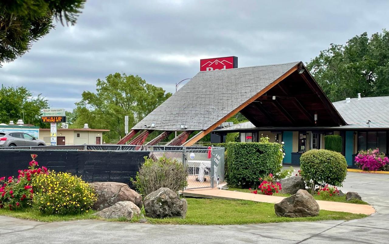 Red Bluff Inn Eksteriør bilde