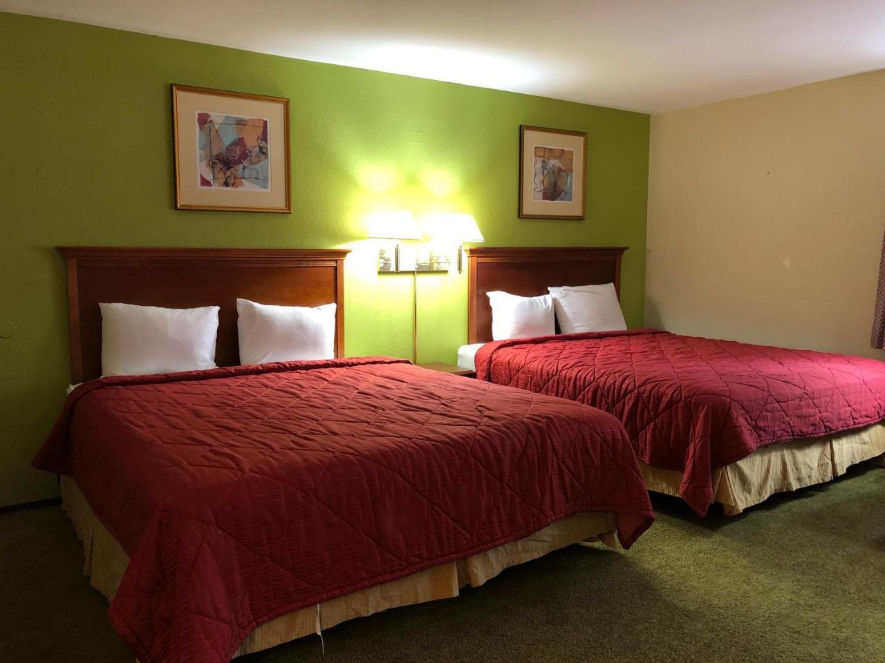 Red Bluff Inn Eksteriør bilde